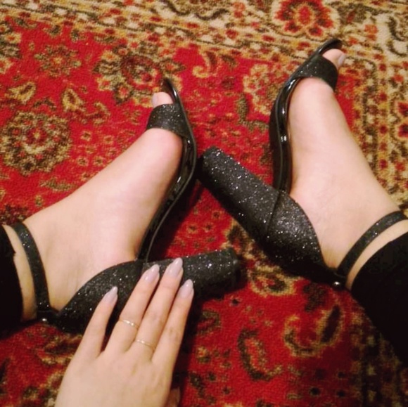 Block Heels - Picture 1 of 2